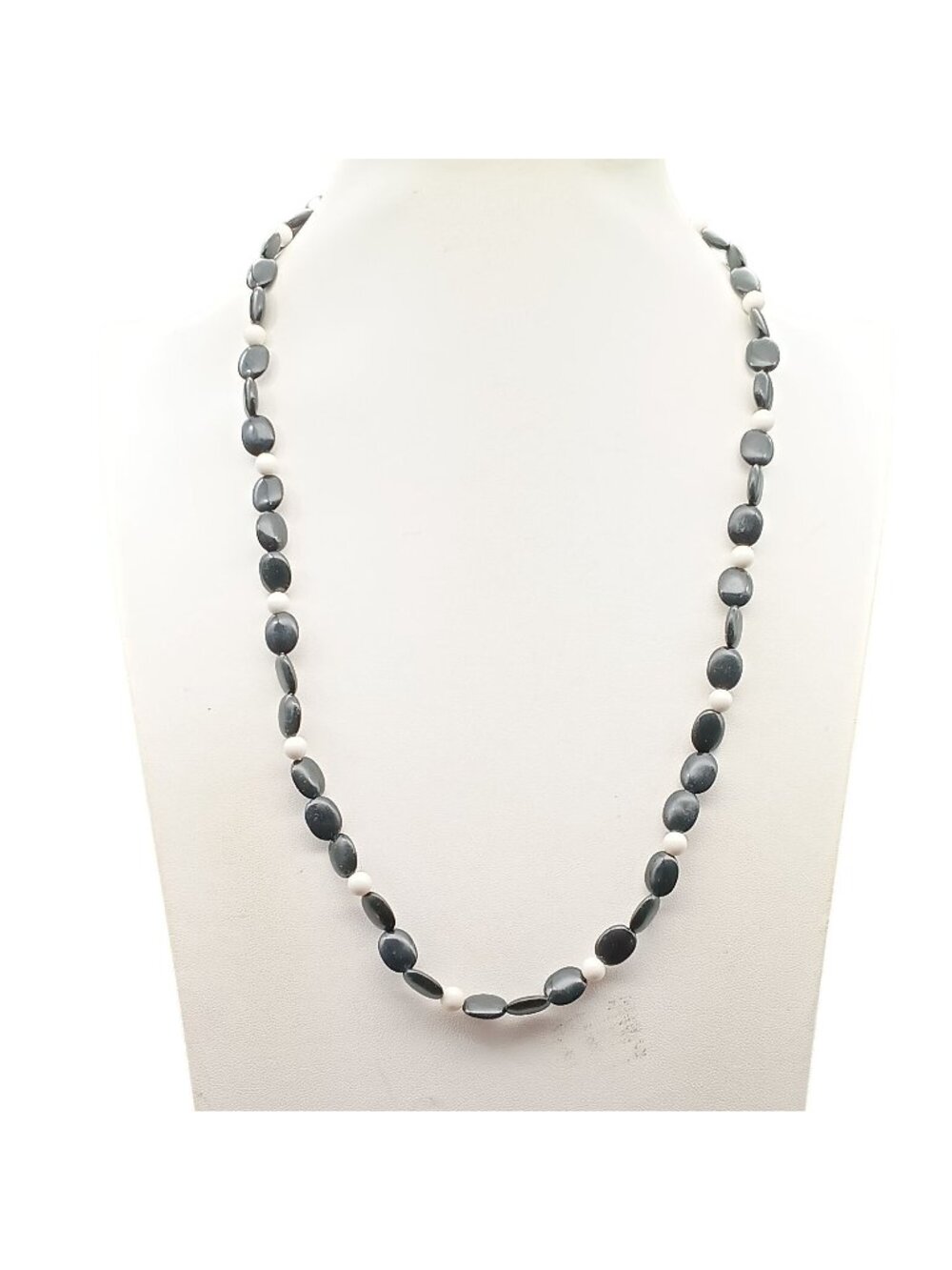 Black & White Beaded Necklace with Oval and Round Beads Vintage Plastic Jewelry